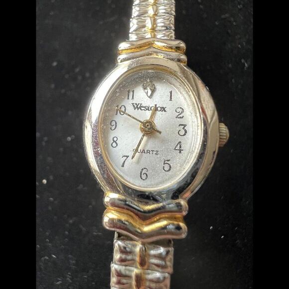 Accessories - Vintage Westclox Two Tone Quartz Women's Watch New Battery